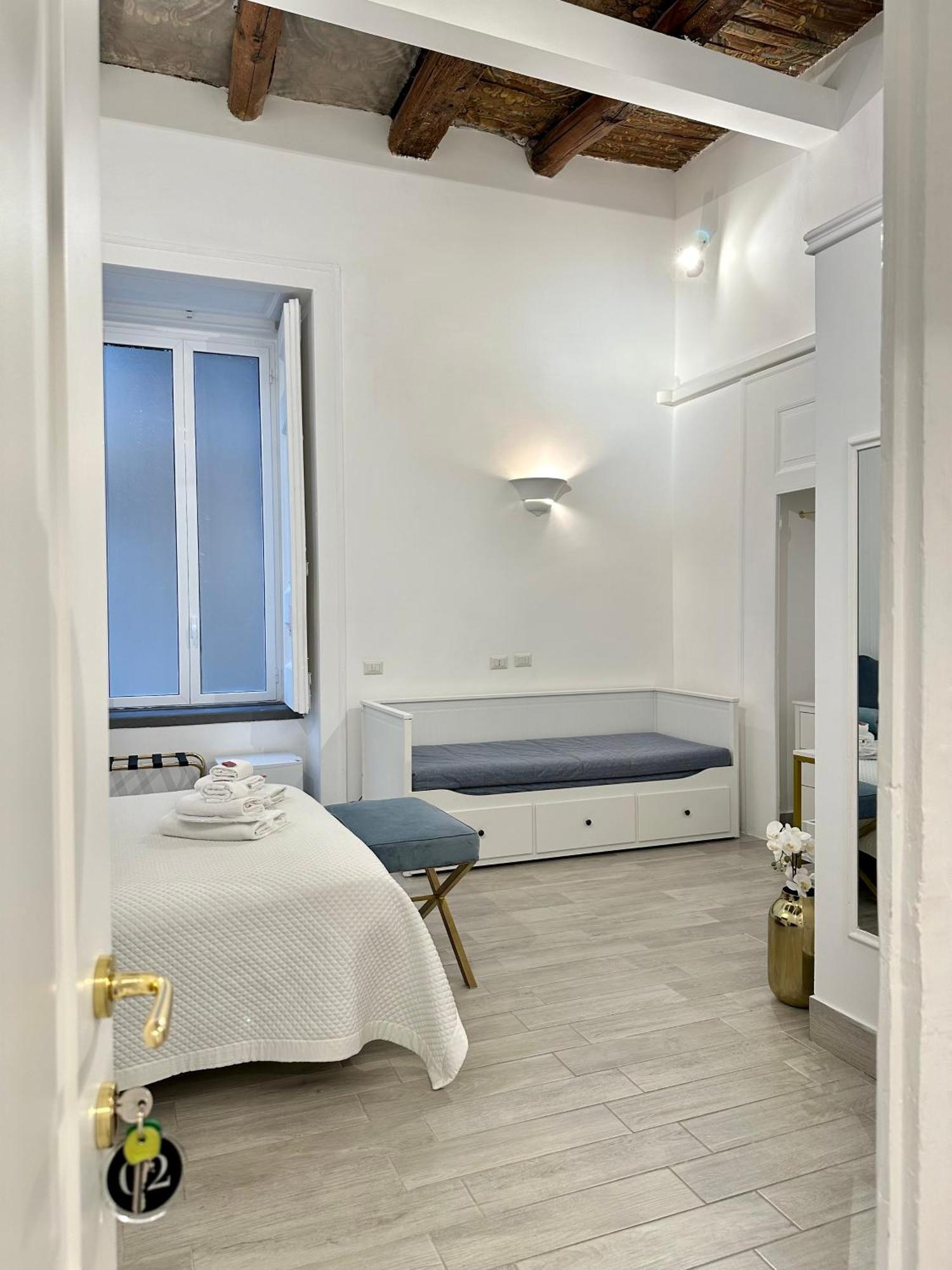 Maison M Napoli Boutique Rooms ภายนอก รูปภาพ