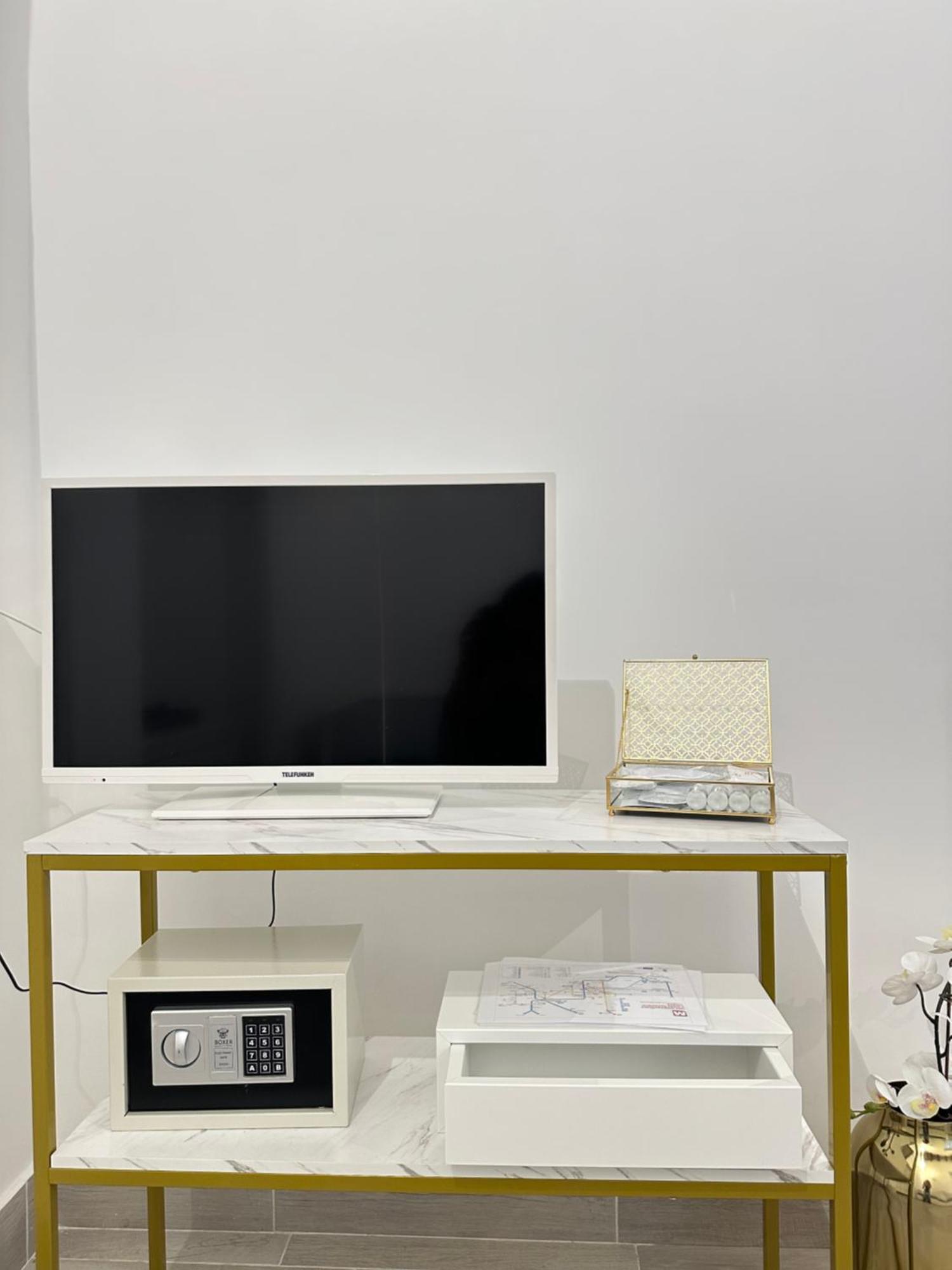 Maison M Napoli Boutique Rooms ภายนอก รูปภาพ