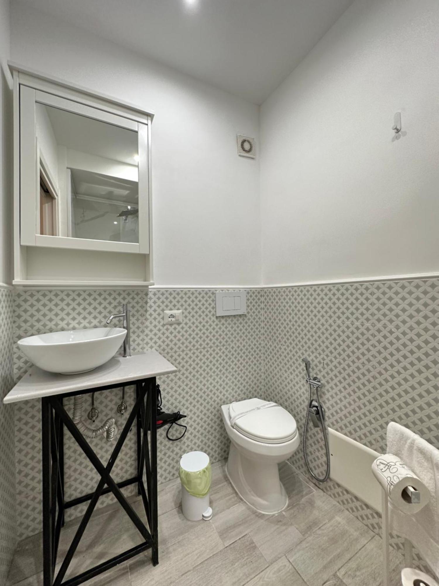 Maison M Napoli Boutique Rooms ภายนอก รูปภาพ